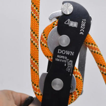 Climbing Stop Descender              Hand Controls Descender Rope Rescue Equipment Rappelling Anti-Panic Belay Devices Self-Locking