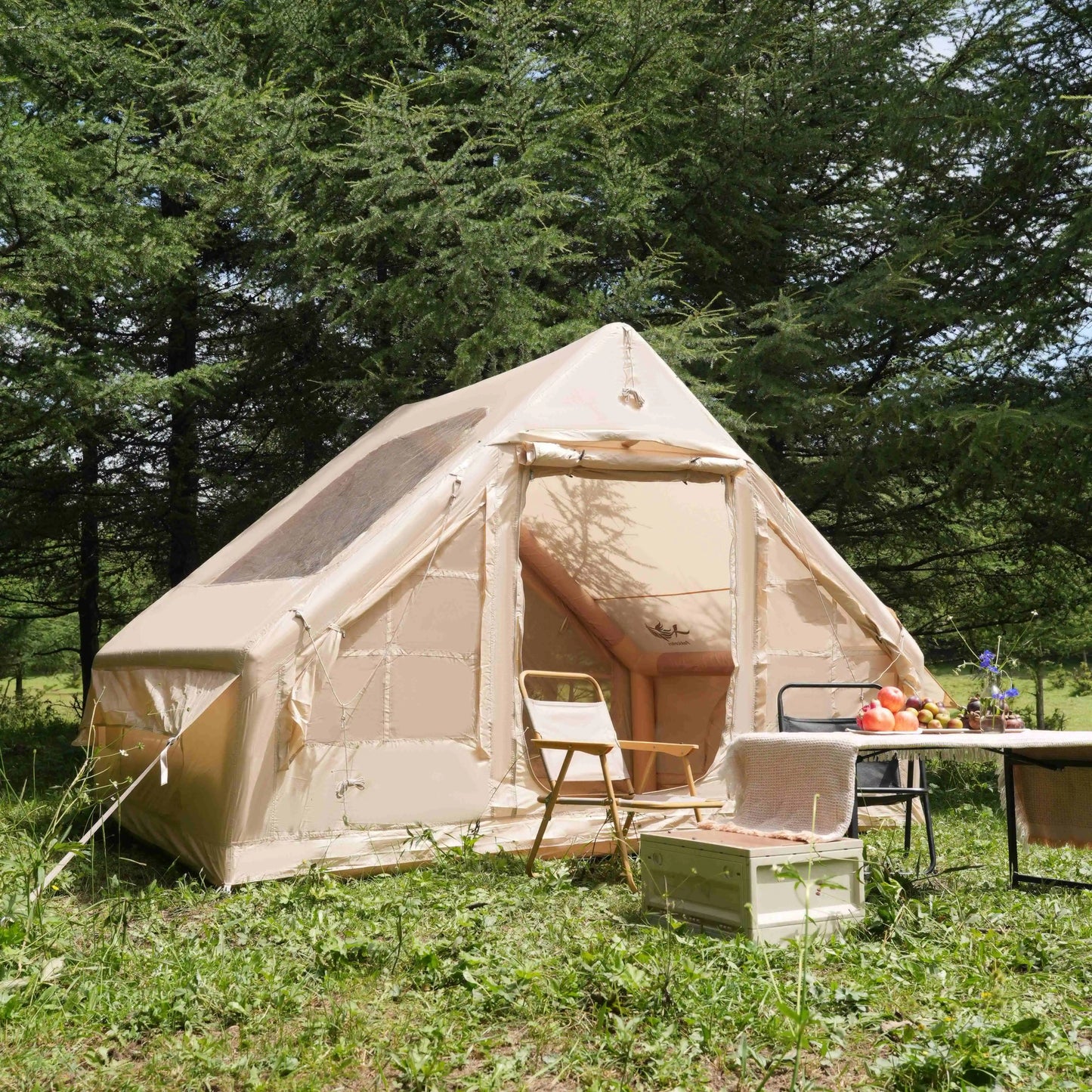 Inflatable Tent with Skylight